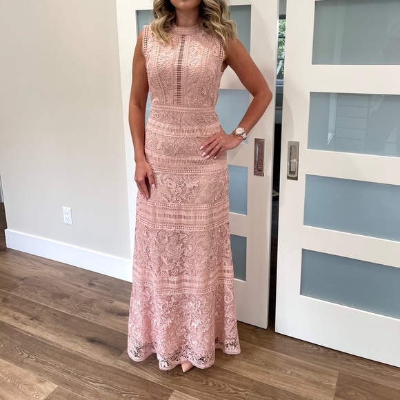 BCBGeneration long dress. Size 4 . Blush long dress - Picture 2 of 3